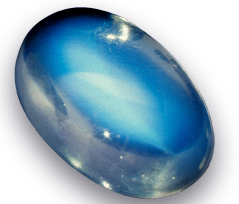 JUNE BIRTHSTONE: MOONSTONE